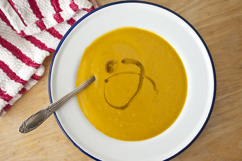 butternut squash and pear soup with garam masala