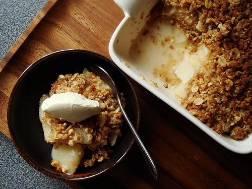 Pear Crisp With Oat Topping & Creme Fraiche