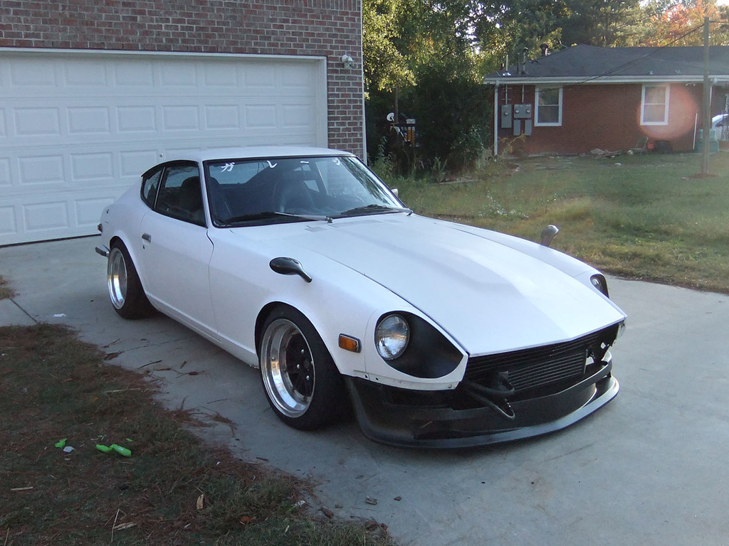 yea the 280zx is MUCH cheaper.. like a quarter of the S30. 
